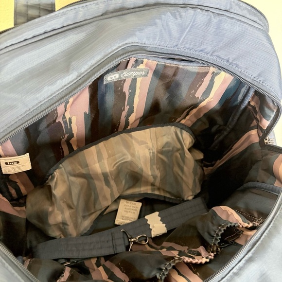 Lug Bumper Tote Bag Brushed Blue Quilted Travel Gym Overnight Carryall Crossbody - Picture 11 of 13